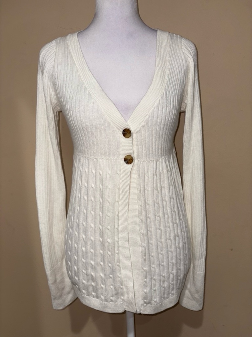 Hollister Cream Cable Knit V-Neck Button Cardigan
